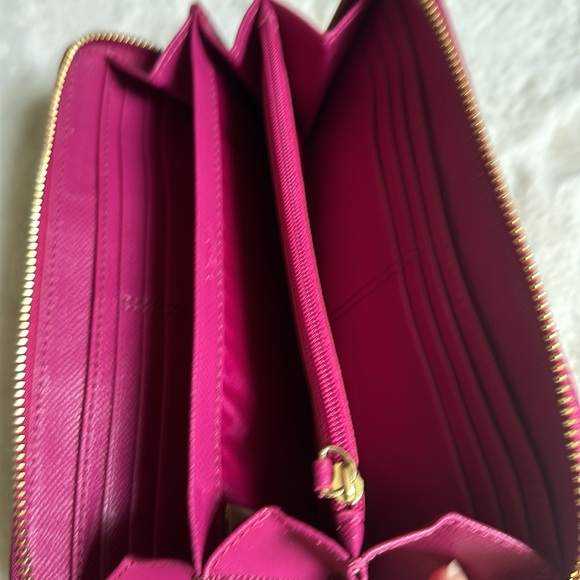 Coach zippered continental wallet - Picture 3 of 4